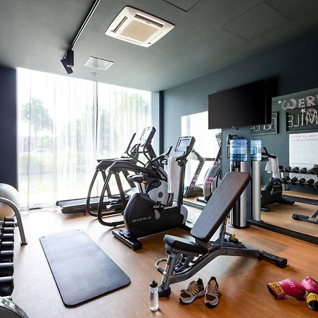 Moxy Utrecht Hotel Luaran gambar
