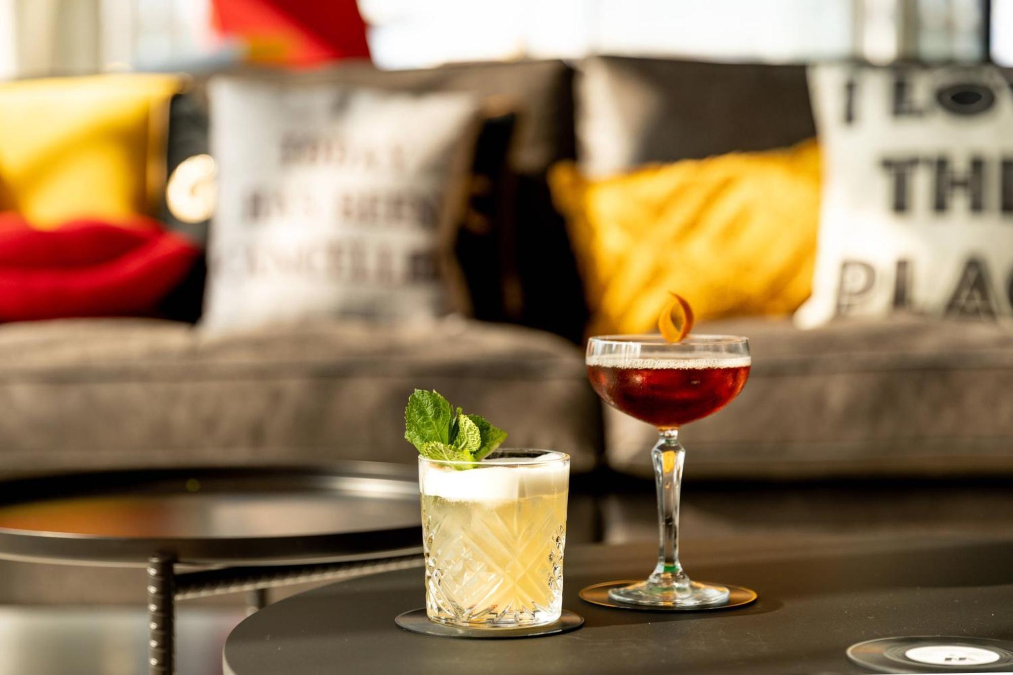 Moxy Utrecht Hotel Luaran gambar