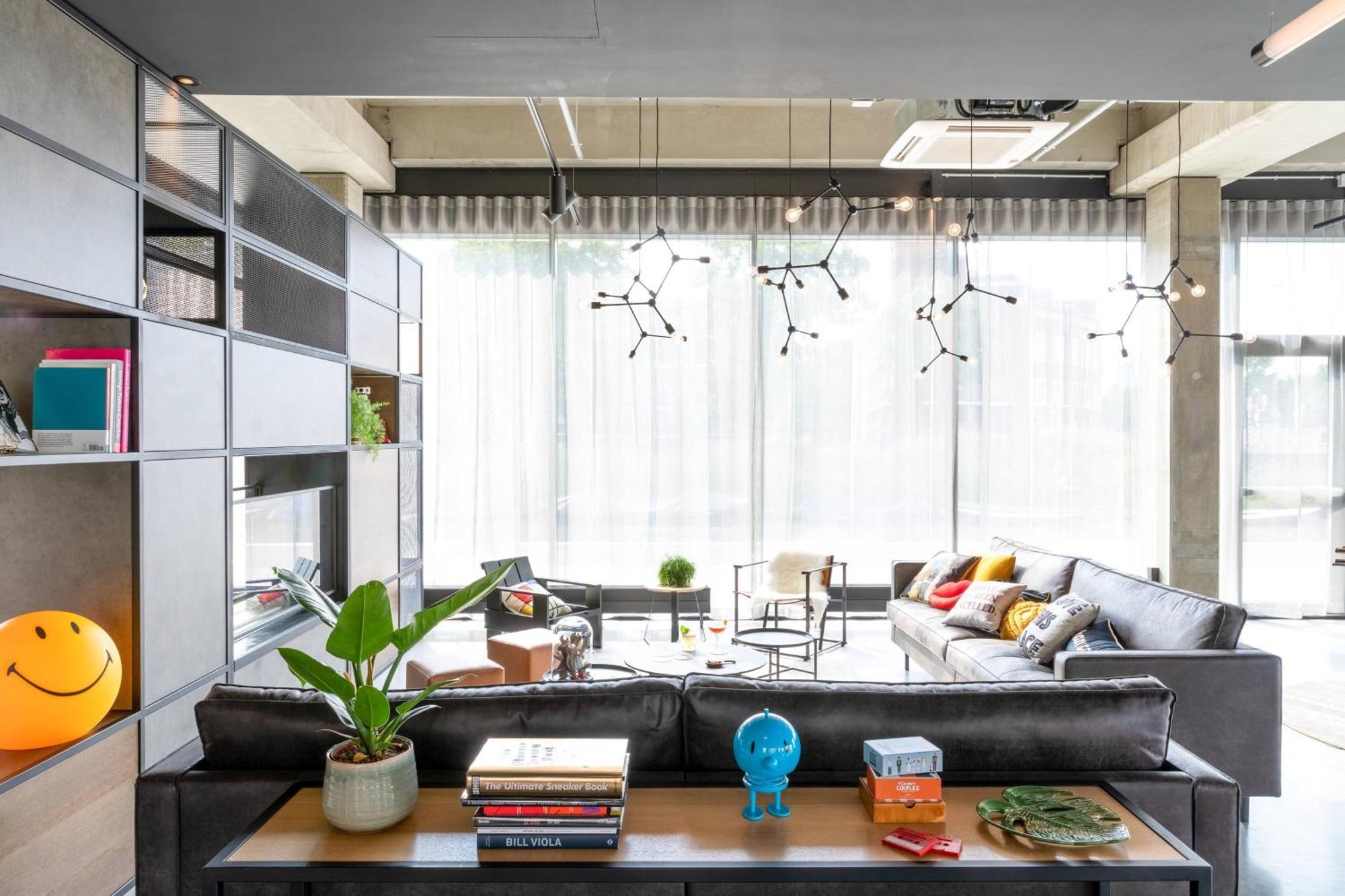 Moxy Utrecht Hotel Luaran gambar