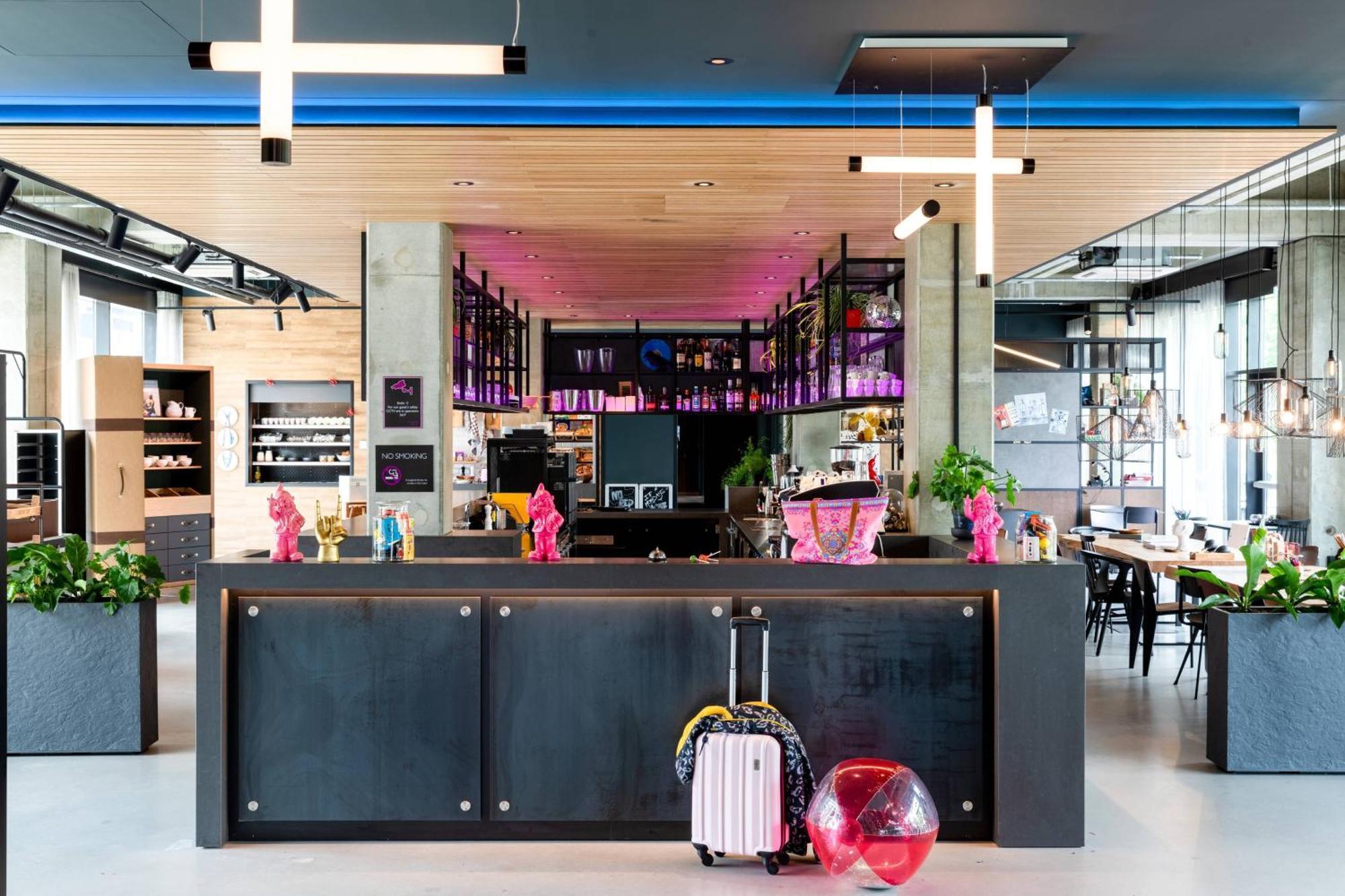 Moxy Utrecht Hotel Luaran gambar