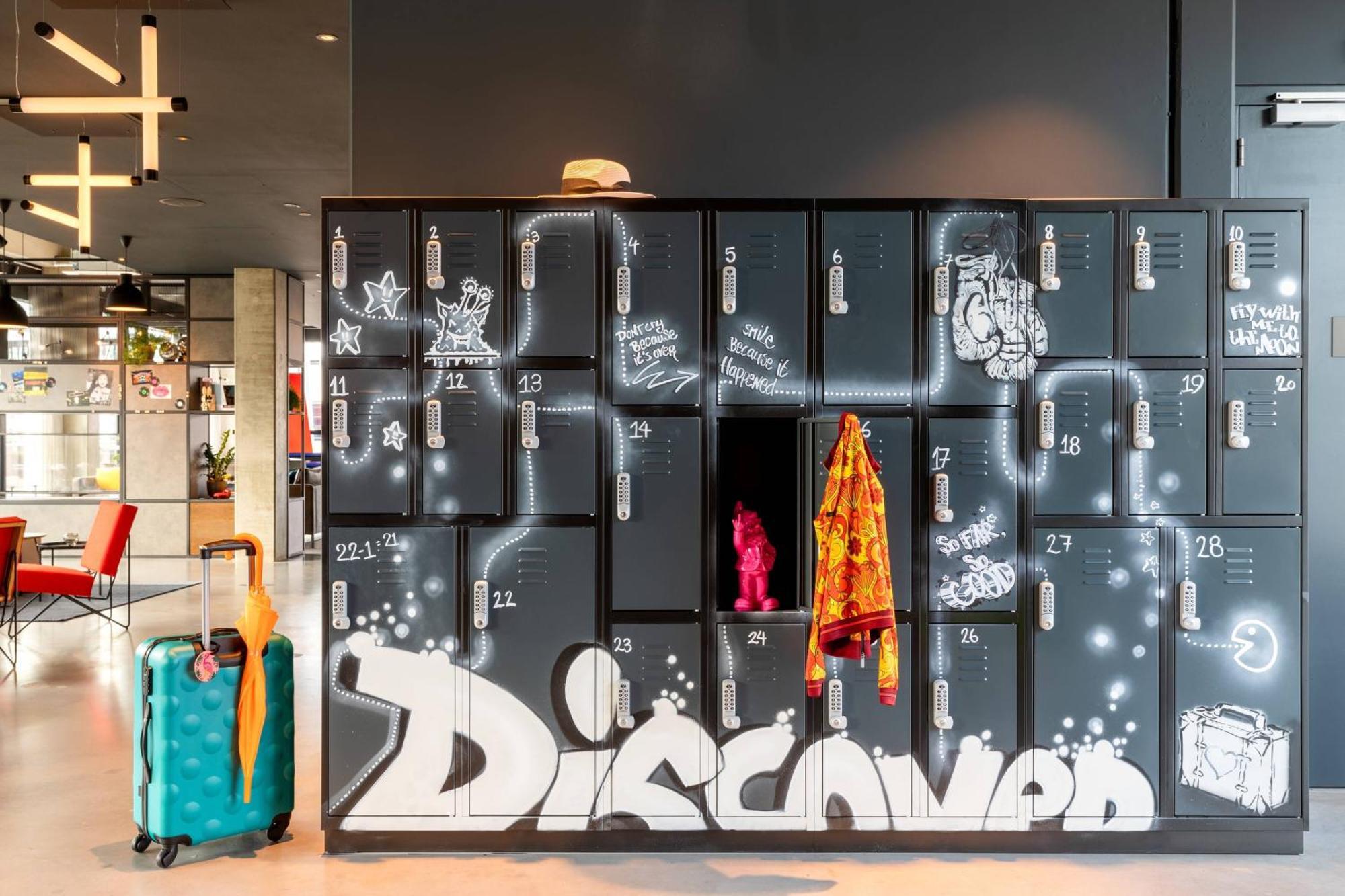 Moxy Utrecht Hotel Luaran gambar